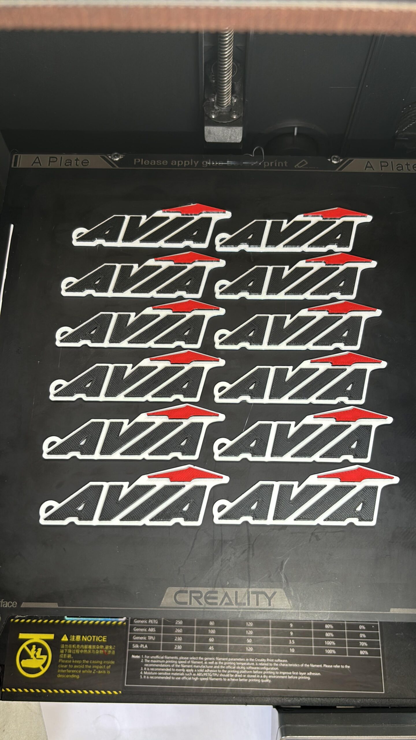 LATINSHOES — señalética retail